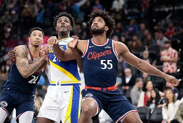 德克萨斯传奇力克圣迭戈快船 奥米尔两双闪耀发