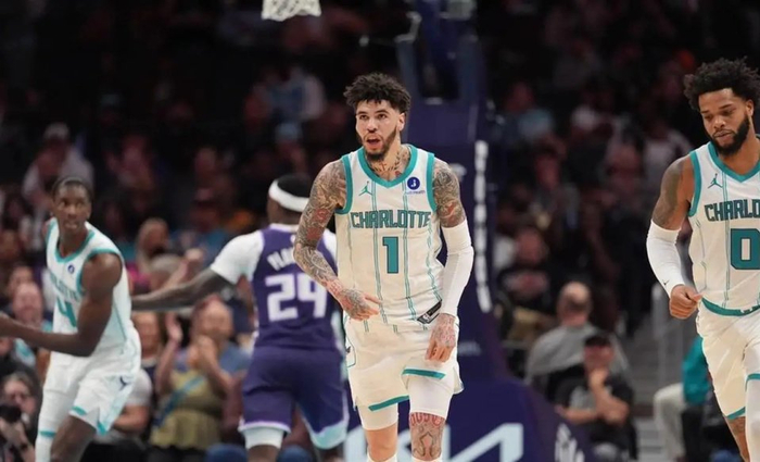 黄蜂队欲用新星换字母哥 NBA交易大战一触即发